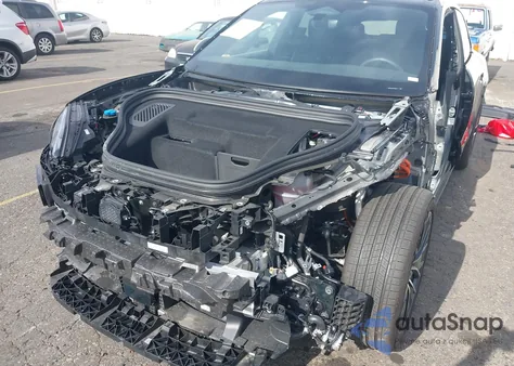 2025 Porsche Macan Electric z USA, uszkodzony, nr VIN WP1AD2XA9SL076252